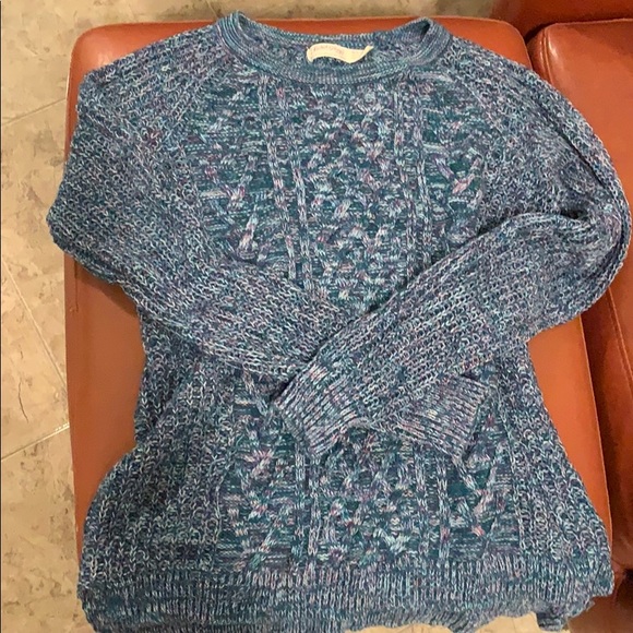 Pull over sweater - Picture 2 of 2